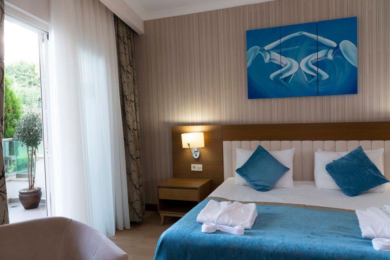 Adalya Ocean Deluxe 5* Side